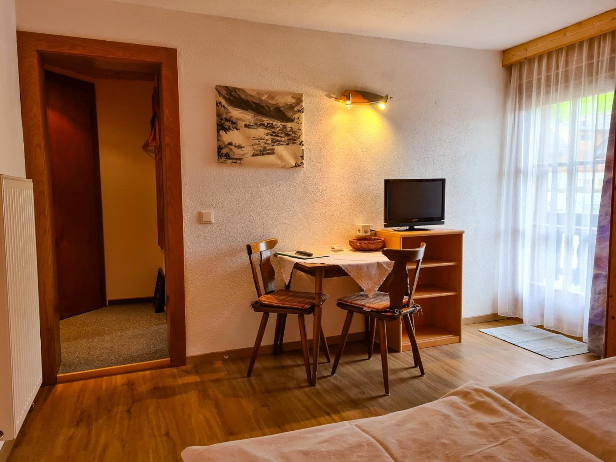 לינה וארוחת בוקר ברוואנג Haus Daheim מראה חיצוני תמונה